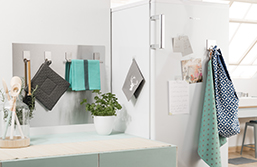 Wall storage