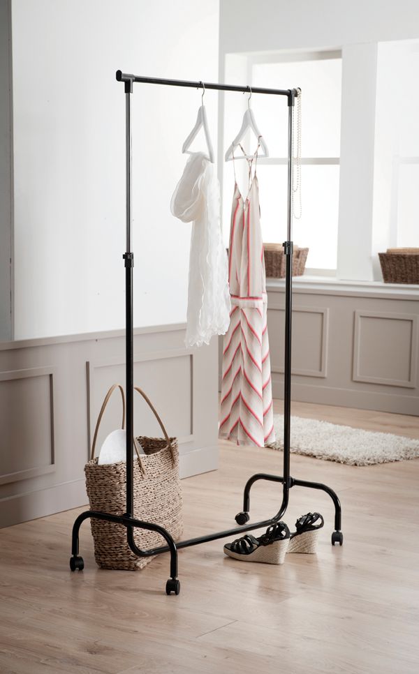 Set of Range Eco clothes rail with hangers