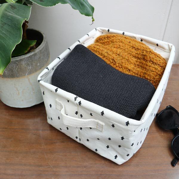 "Arrow" soft bag ecru Size S