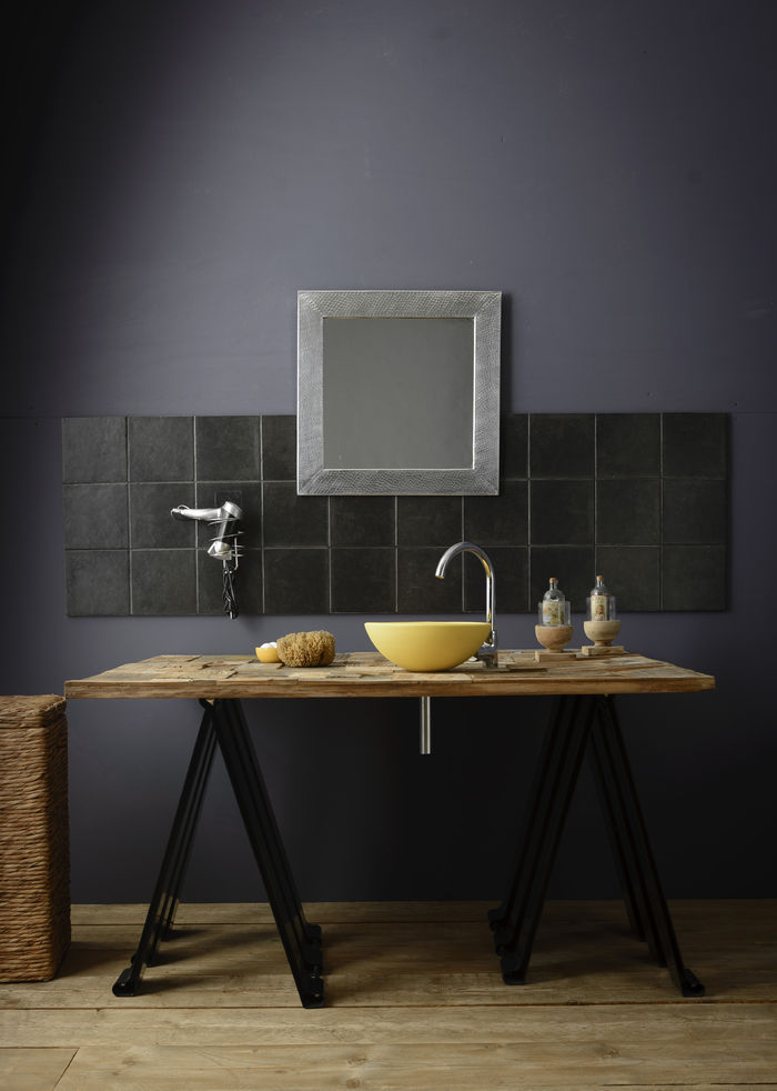 Bestlock Magic Wall Mountable Hairdryer Holder  6 Compactor