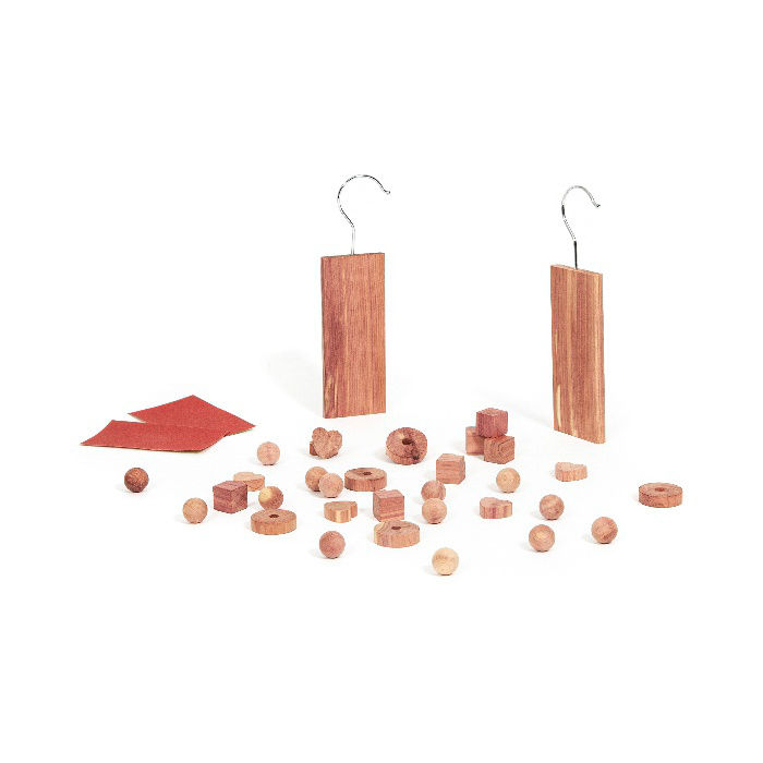 Set of 34 Moth Repellant Cedar Blocks for Drawers and Wardrobe 1 Compactor