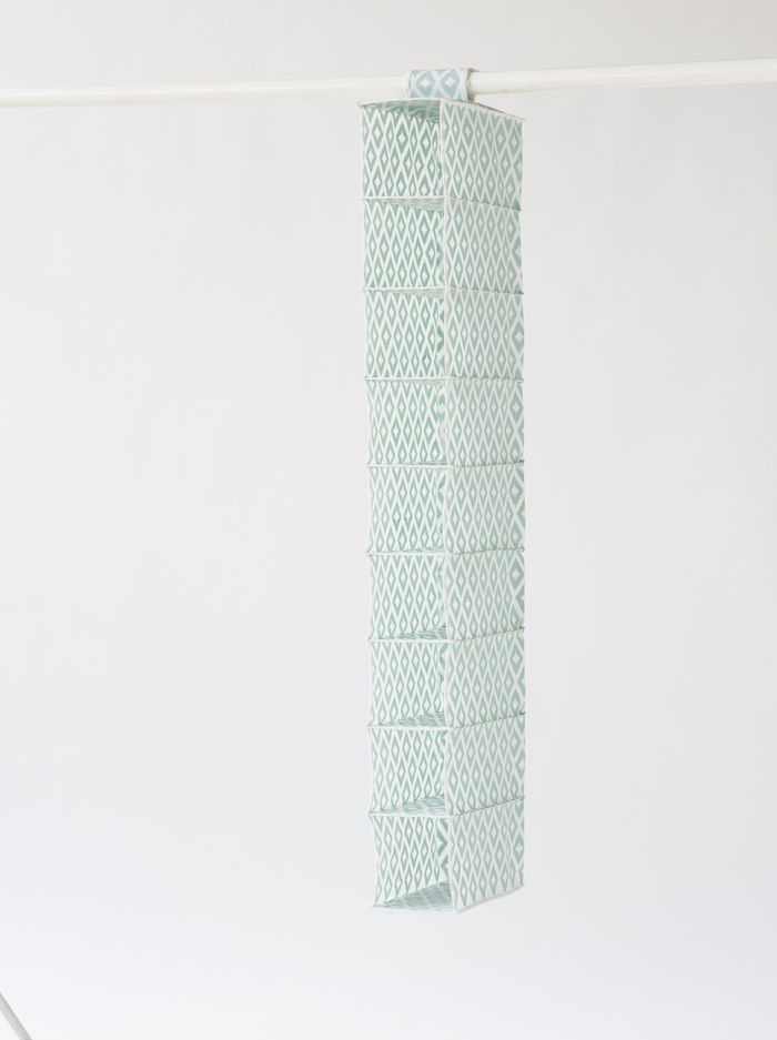 Daman Hanging Shoe Organiser with 9 Compartments 2 Compactor