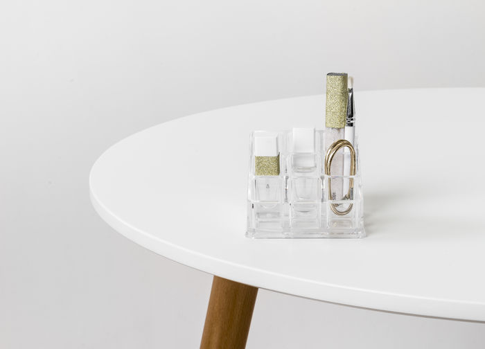 Lipstick Holder - Transparent 4 Compactor