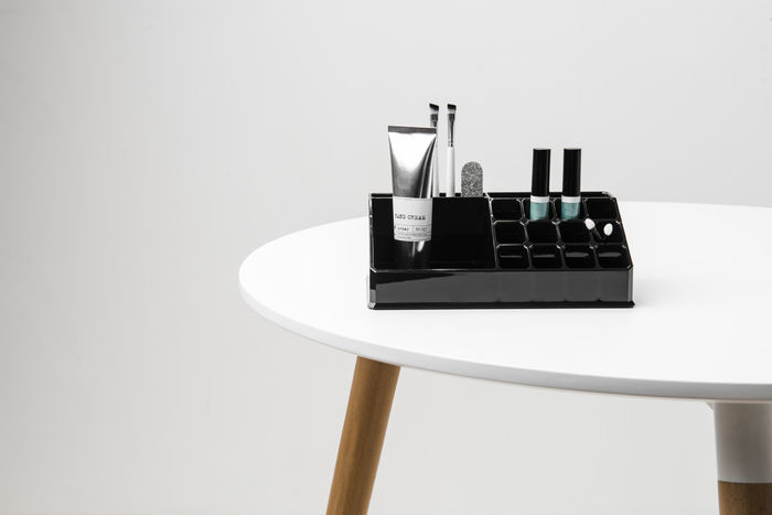 Multi-Compartment Make-up Organiser - Black 2 Compactor