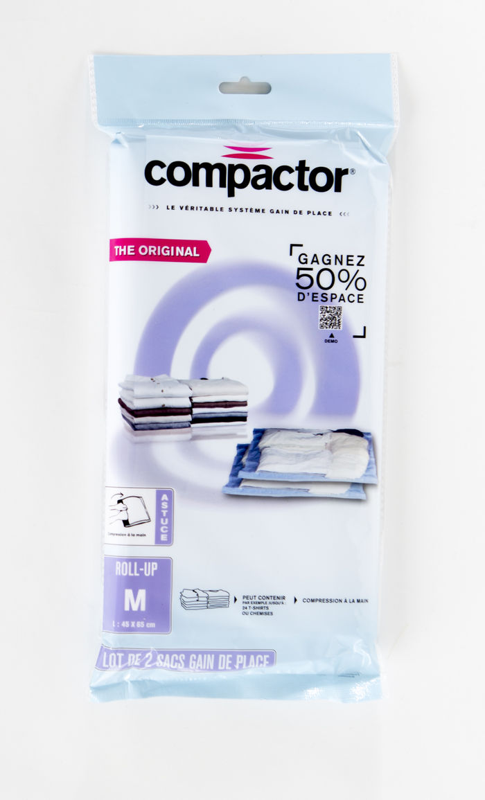 Set of 4 Medium Manual Roll Up Space Saving Travel Storage Bags  4 Compactor