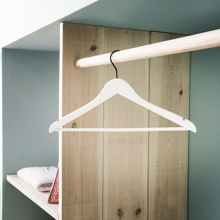 "Lorient" Notched Clothes Hanger with Bar 5 Compactor