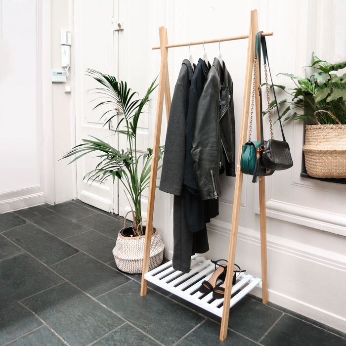 "Nagano" Wooden Coat Rack 7 Compactor