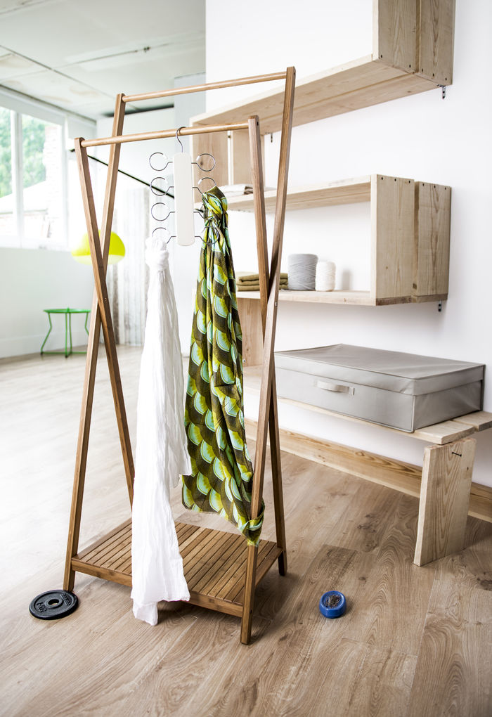 Hanging Scarf Holder 6 Compactor