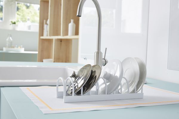 Small Lid and Plate Kitchen Storage Stand / Rack 3 Compactor