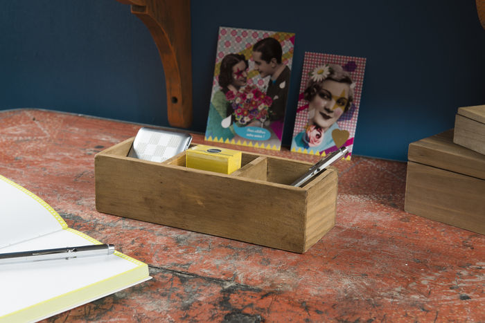 "Vintage" 3 compartment wooden tray 2 Compactor