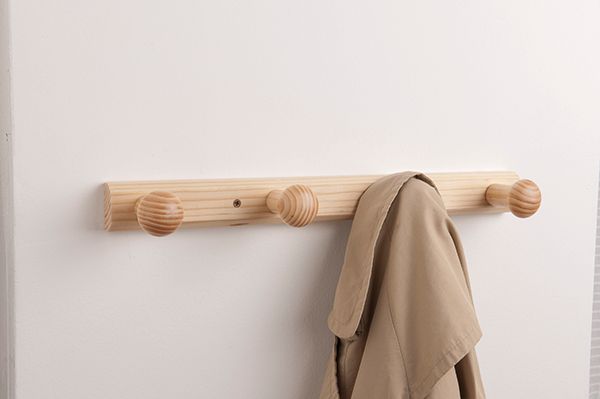 Wooden Wall Mounted 4 Hook Hanger - Varnised Pine 1 Compactor