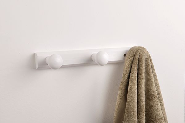 Wooden Wall Mounted 3 Hook Hanger - White 1 Compactor