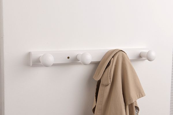 Wooden Wall Mounted 4 Hook Hanger - White 1 Compactor