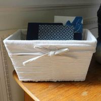 Kimo white paper basket