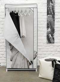 Statue of Liberty Metal Frame Portable Wardrobe